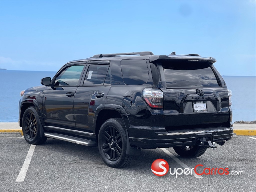 2020 Toyota 4 Runner Limited Nightshade — foto 5 / 10