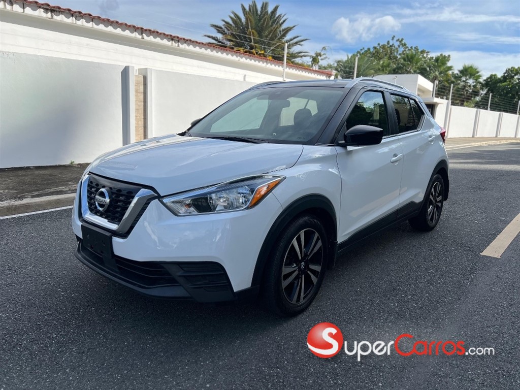 2020 Nissan Kicks SV — foto 2 / 10