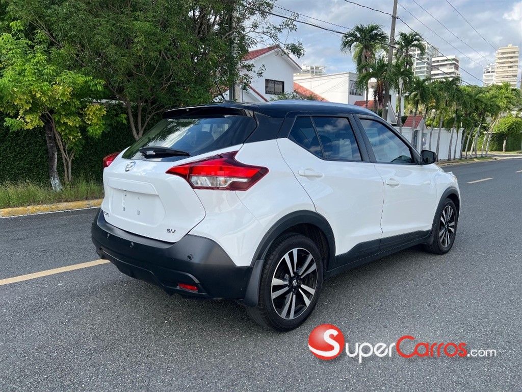 2020 Nissan Kicks SV — foto 5 / 10