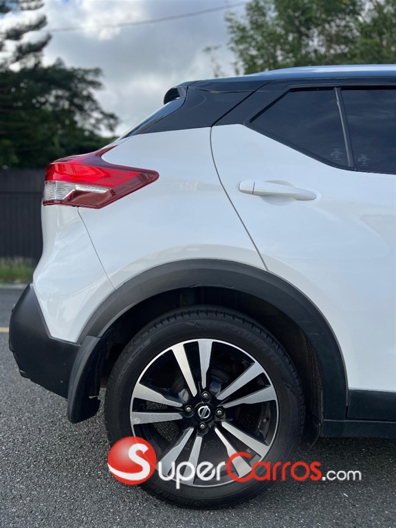 2020 Nissan Kicks SV — foto 6 / 10