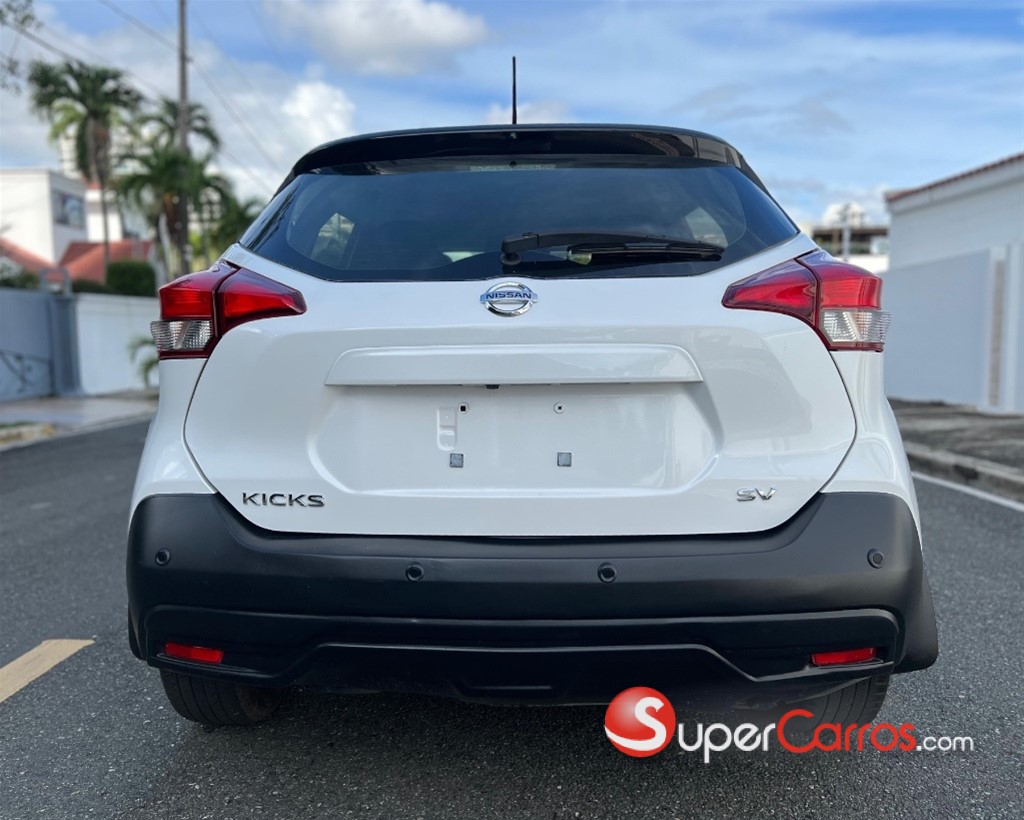 2020 Nissan Kicks SV — foto 7 / 10