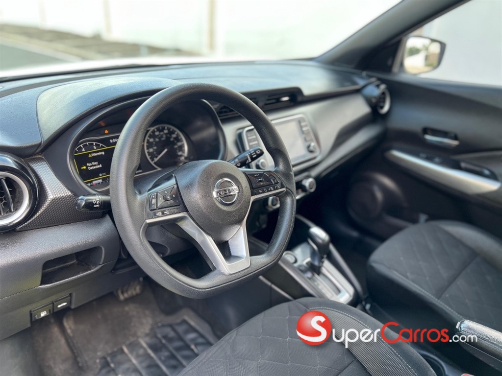 2020 Nissan Kicks SV — foto 8 / 10