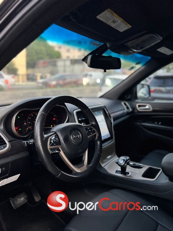 2014 Jeep Grand Cherokee Laredo 4x4 — foto 8 / 10