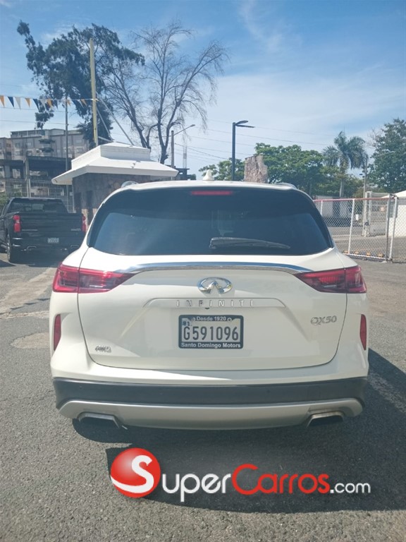 2022 Infiniti QX-50 — foto 11 / 12