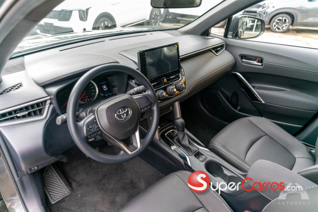 2026 Toyota Corolla Cross Low — foto 6 / 9