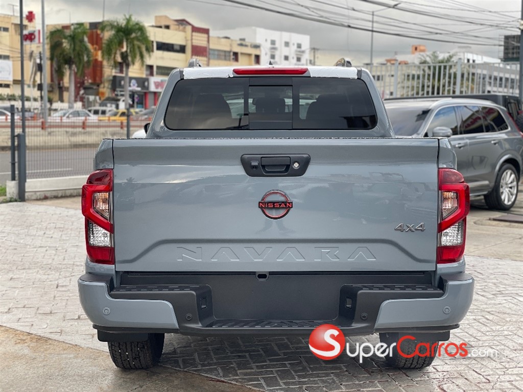 2025 Nissan Navara PRO X4 — foto 5 / 12