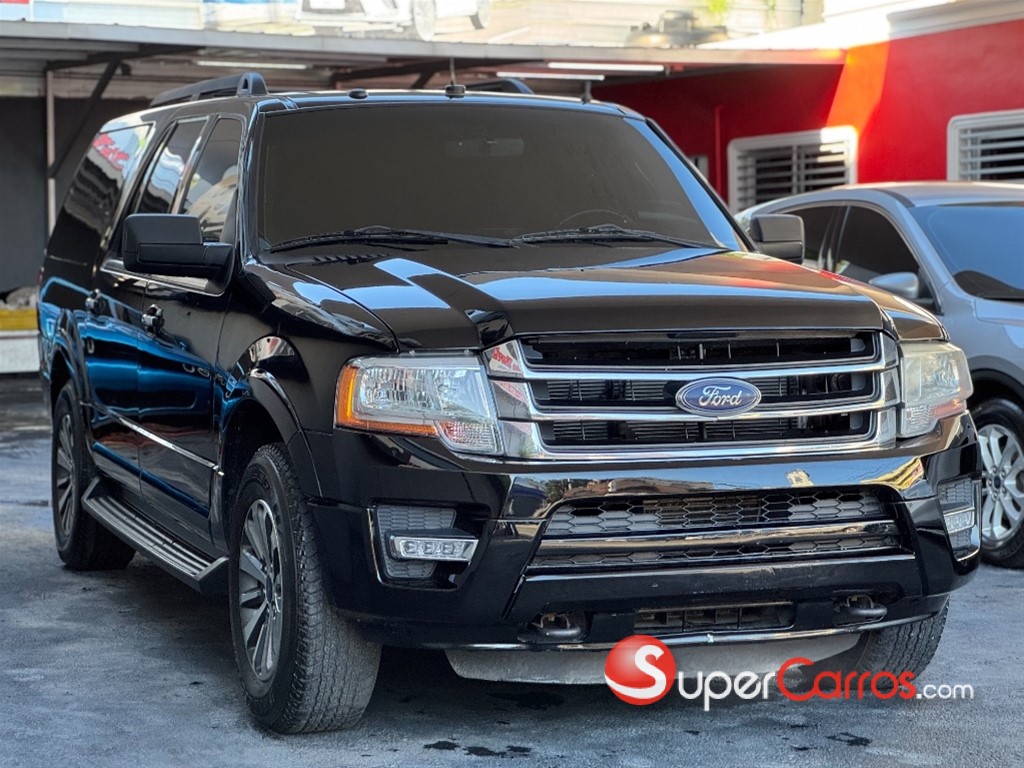 2017 Ford Expedition XLT — foto 5 / 12