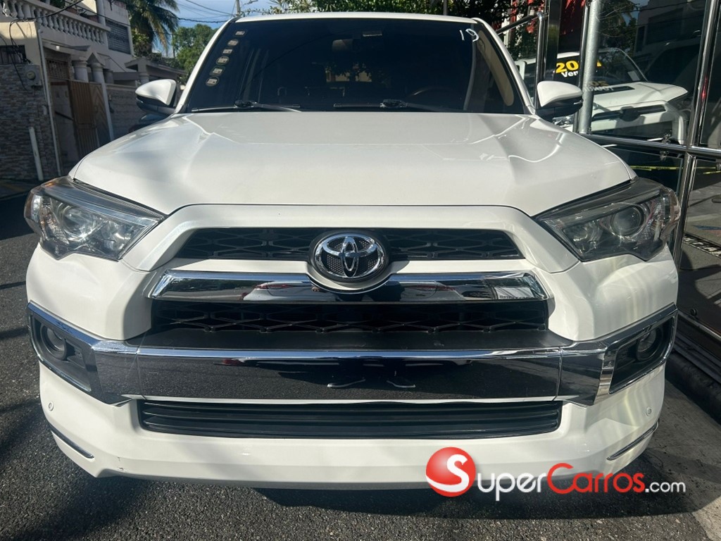 2017 Toyota 4 Runner Limited — foto 2 / 8