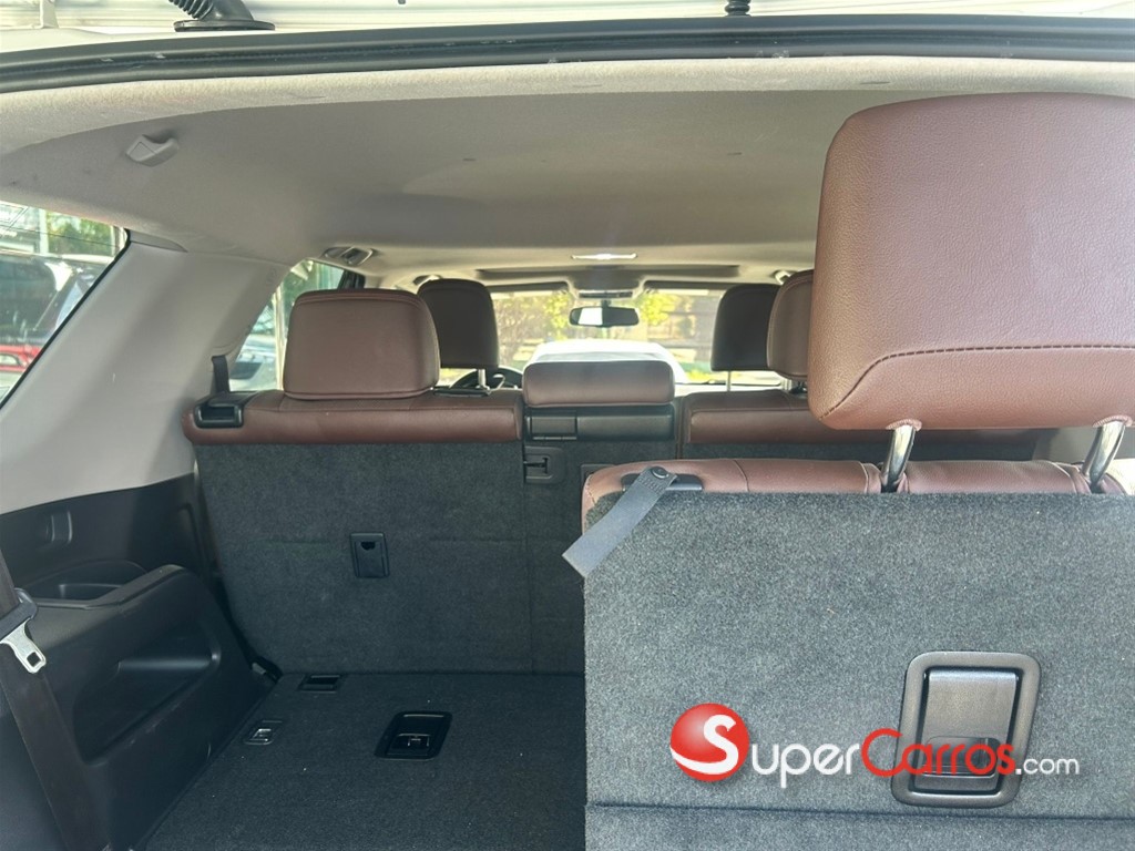 2017 Toyota 4 Runner Limited — foto 4 / 8