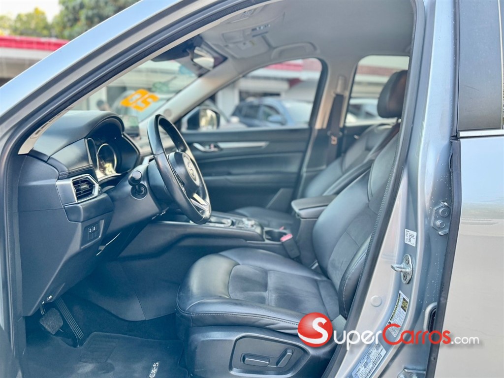 2020 Mazda CX-5 Touring — foto 8 / 11