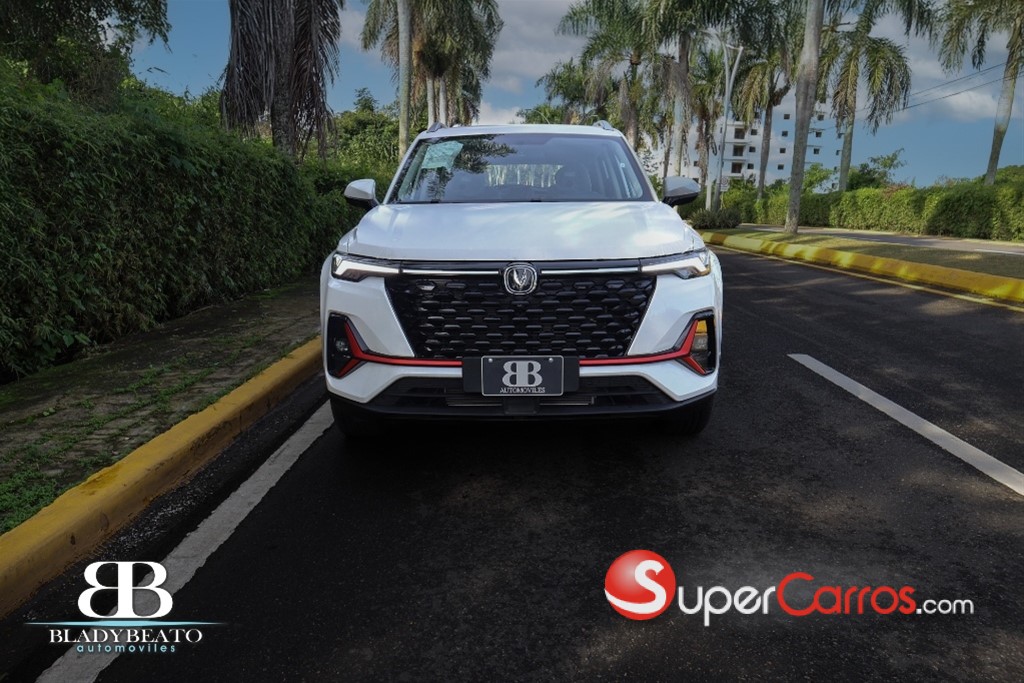 2027 Changan CS 35 Plus — foto 2 / 12