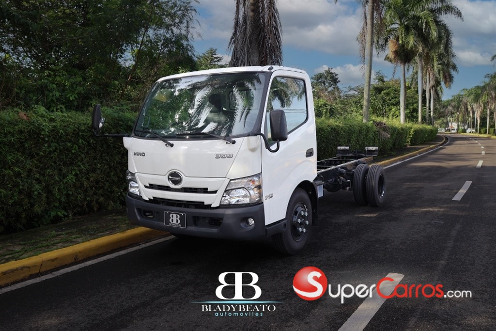 2024 Hino 300