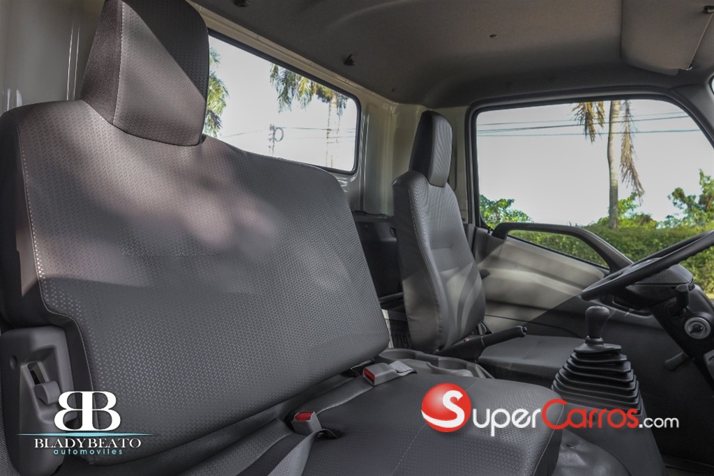 2024 Hino 300 — foto 9 / 9