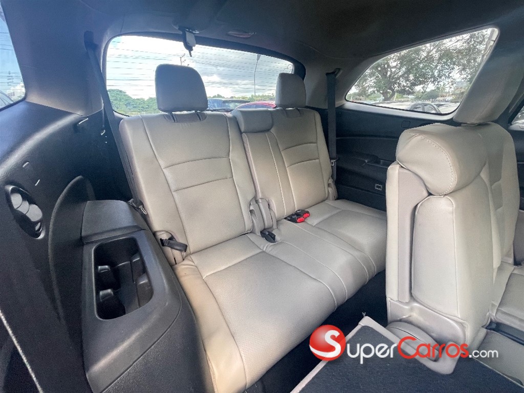 2019 Honda Pilot LX — foto 9 / 11