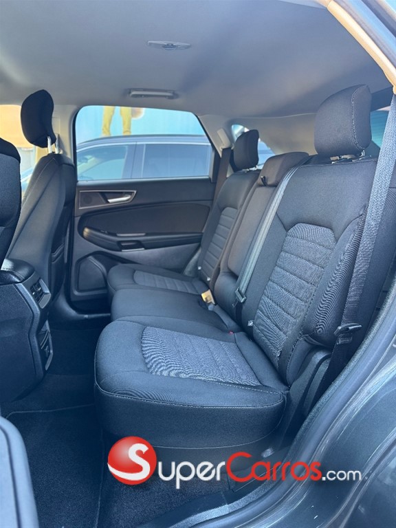 2019 Ford EDGE SE — foto 9 / 12