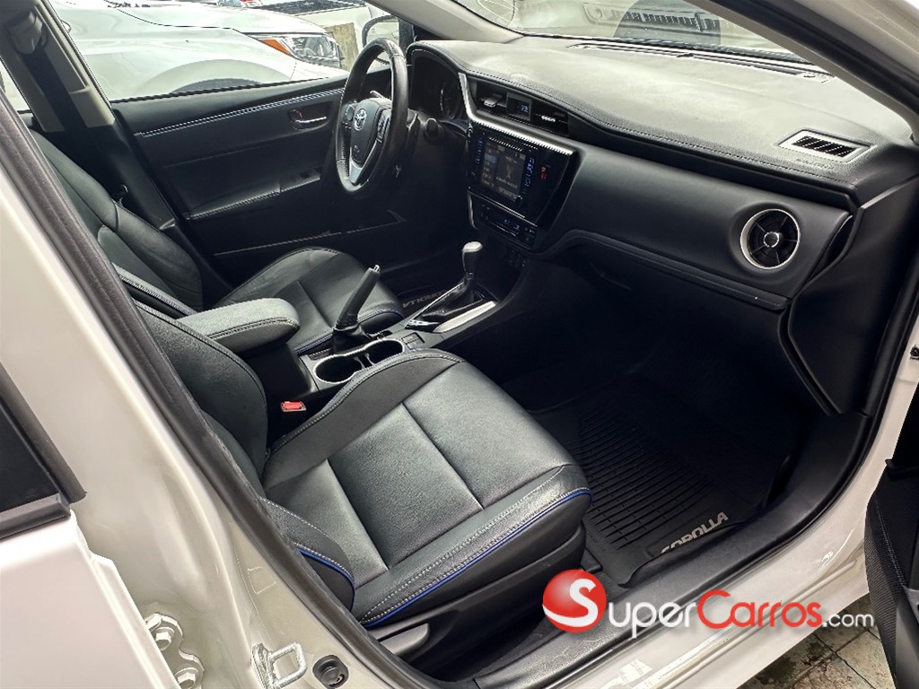 2019 Toyota Corolla XSE — foto 10 / 12