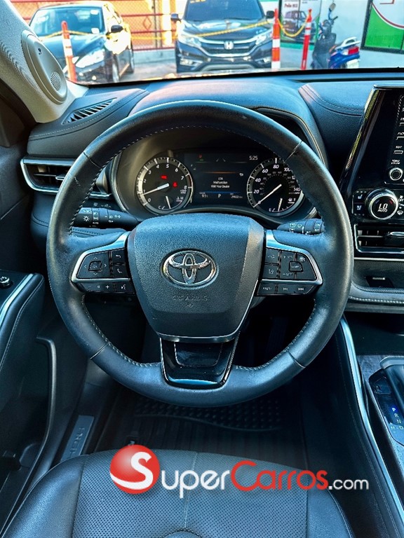 2020 Toyota Highlander Limited — foto 11 / 12