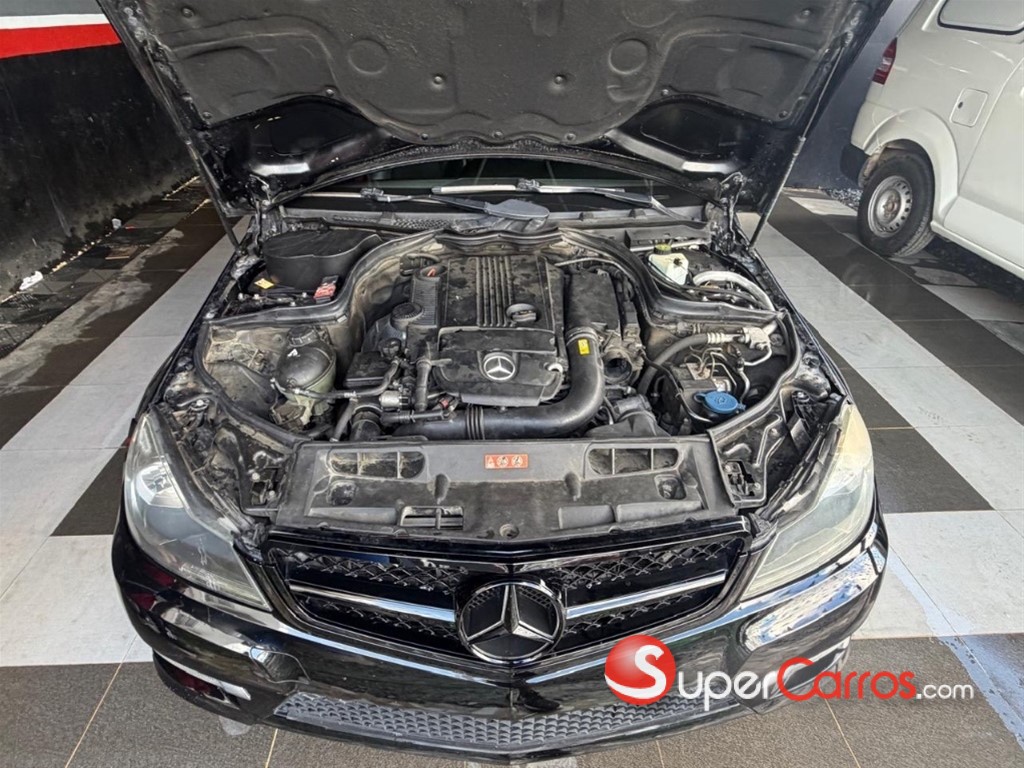 2013 Mercedes-Benz Clase C 250 — foto 10 / 12