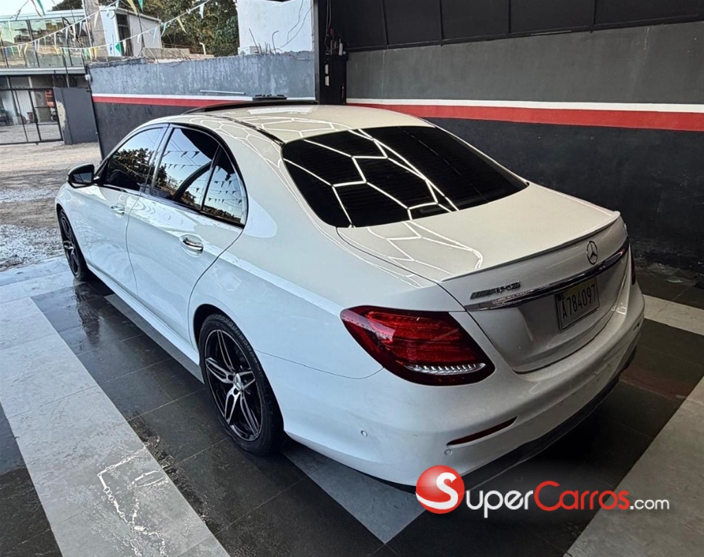 2017 Mercedes-Benz Clase E 43 AMG — foto 4 / 12