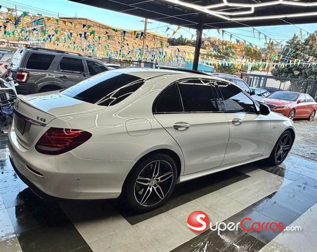 2017 Mercedes-Benz Clase E 43 AMG — foto 6 / 12