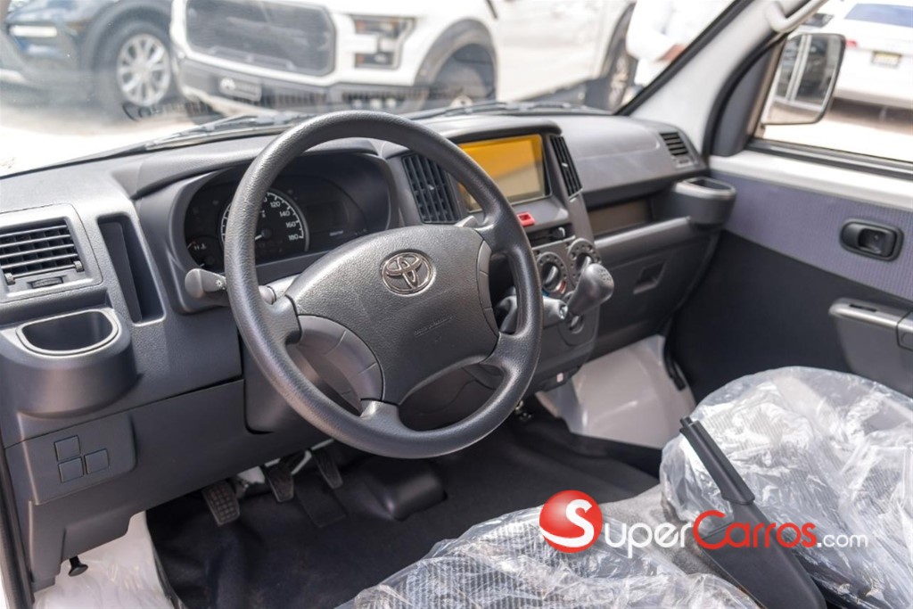 2026 Toyota Town-Ace Gran max — foto 4 / 9