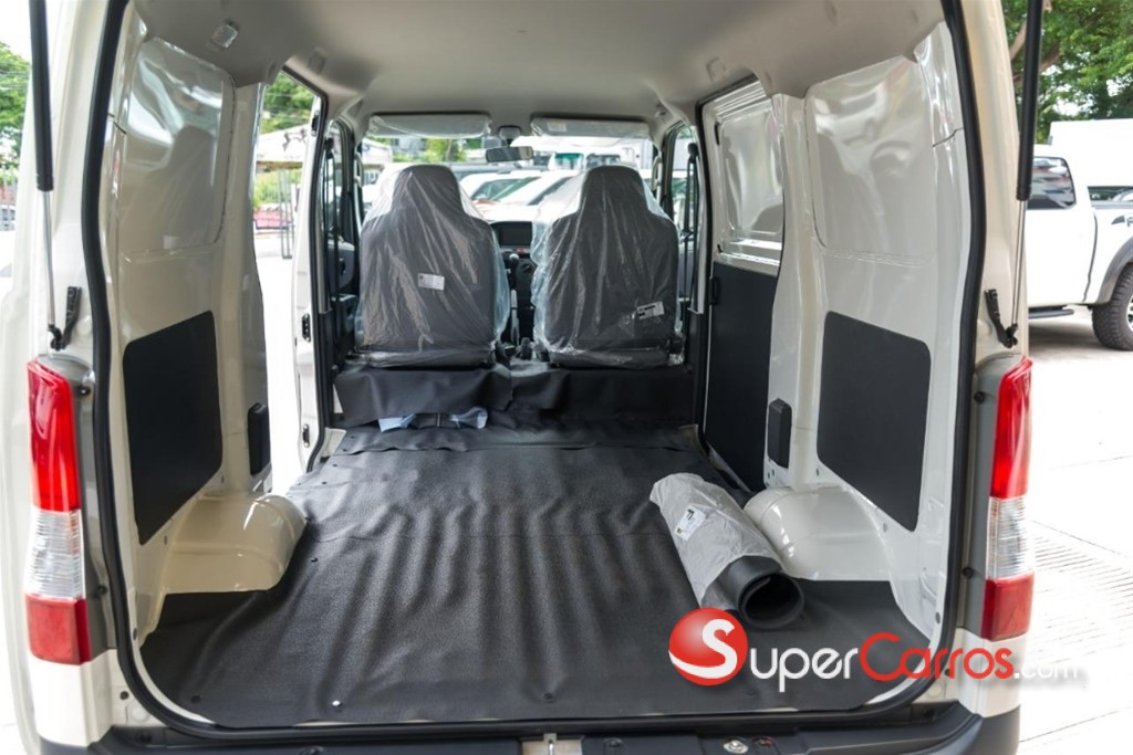 2026 Toyota Town-Ace Gran max — foto 6 / 9
