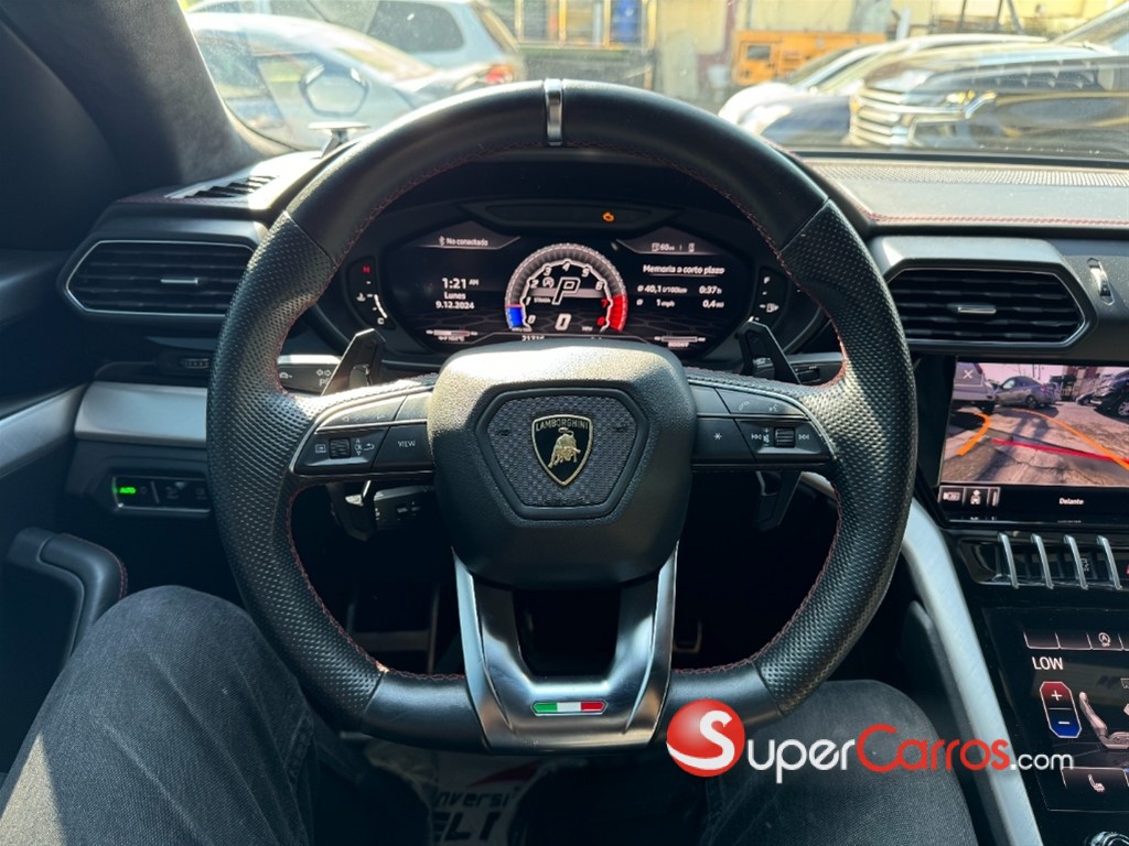 2020 Lamborghini Urus — foto 12 / 12