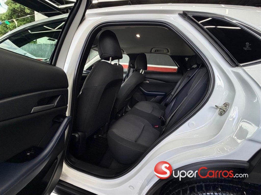2022 Mazda CX-30 GS — foto 7 / 10