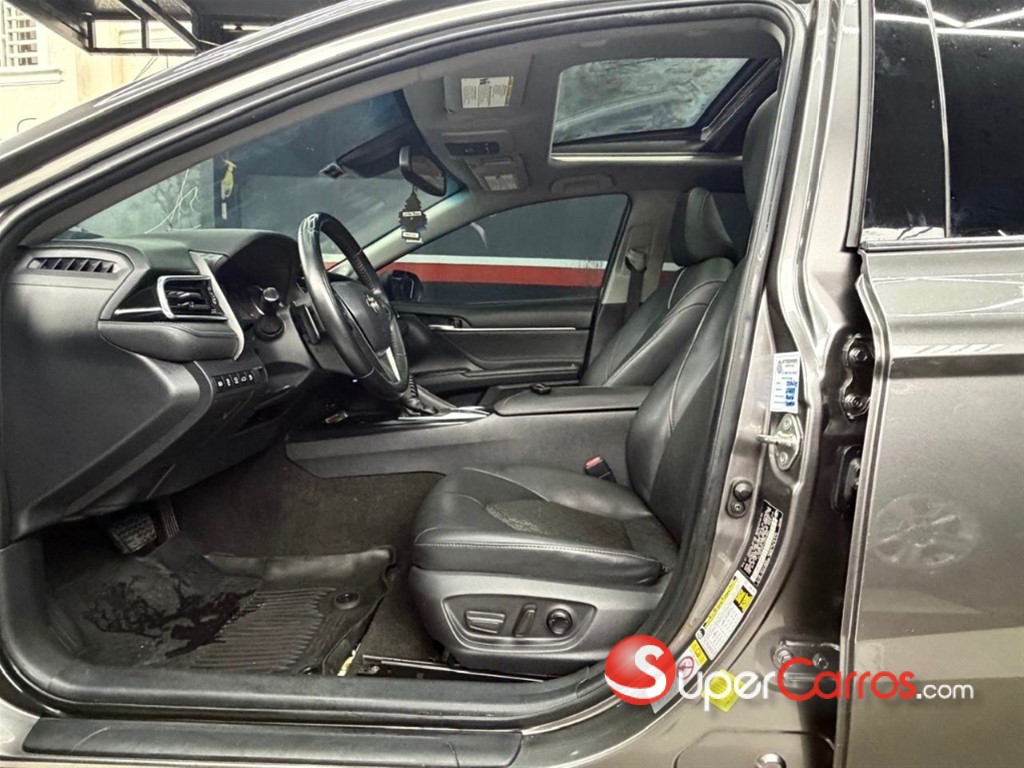 2018 Toyota Camry XSE — foto 6 / 12