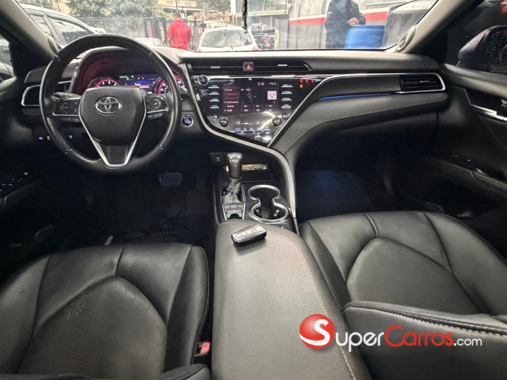 2018 Toyota Camry XSE — foto 7 / 12
