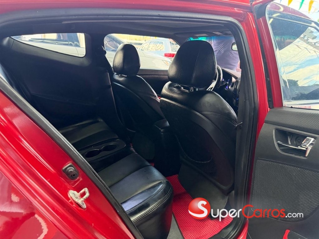 2014 Hyundai Veloster — foto 7 / 11