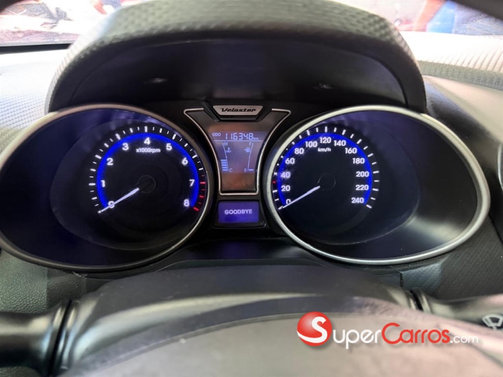 2014 Hyundai Veloster — foto 10 / 11