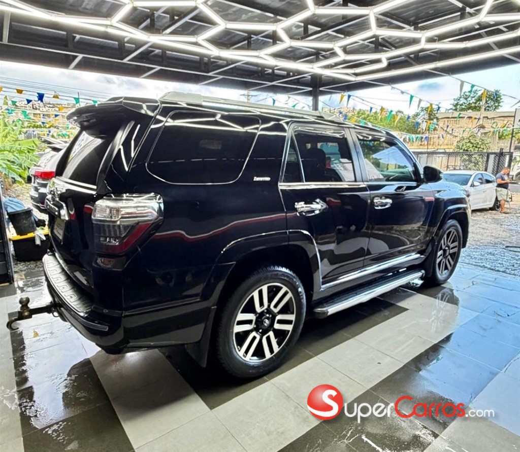 2017 Toyota 4 Runner Limited — foto 5 / 12