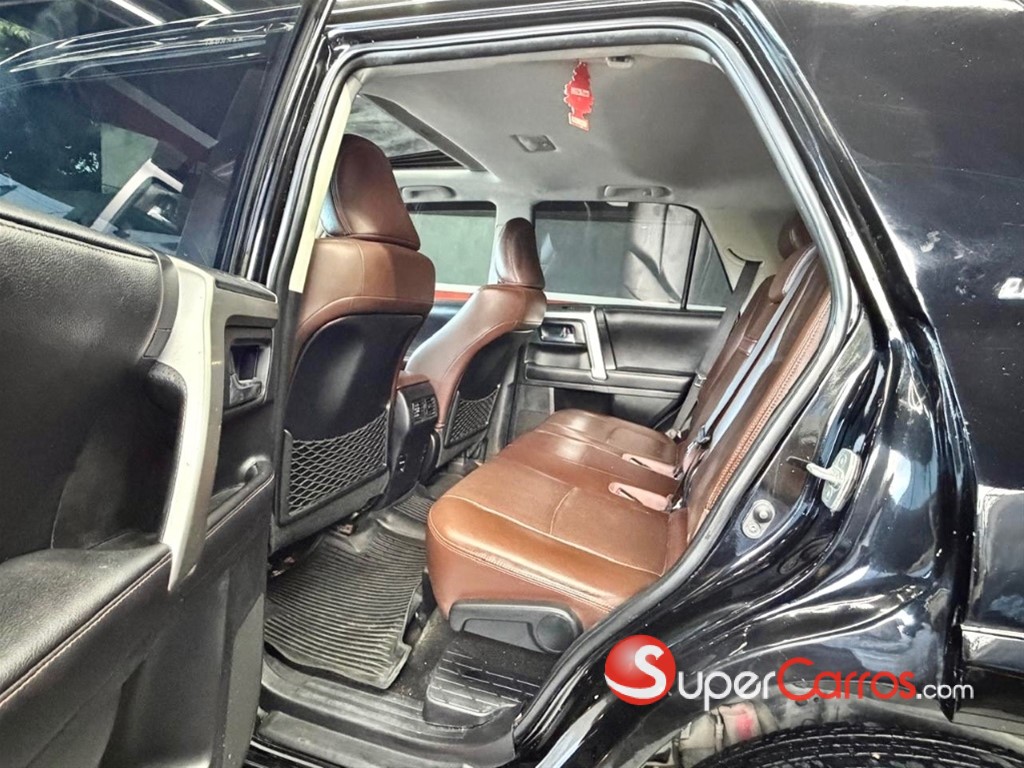 2017 Toyota 4 Runner Limited — foto 7 / 12