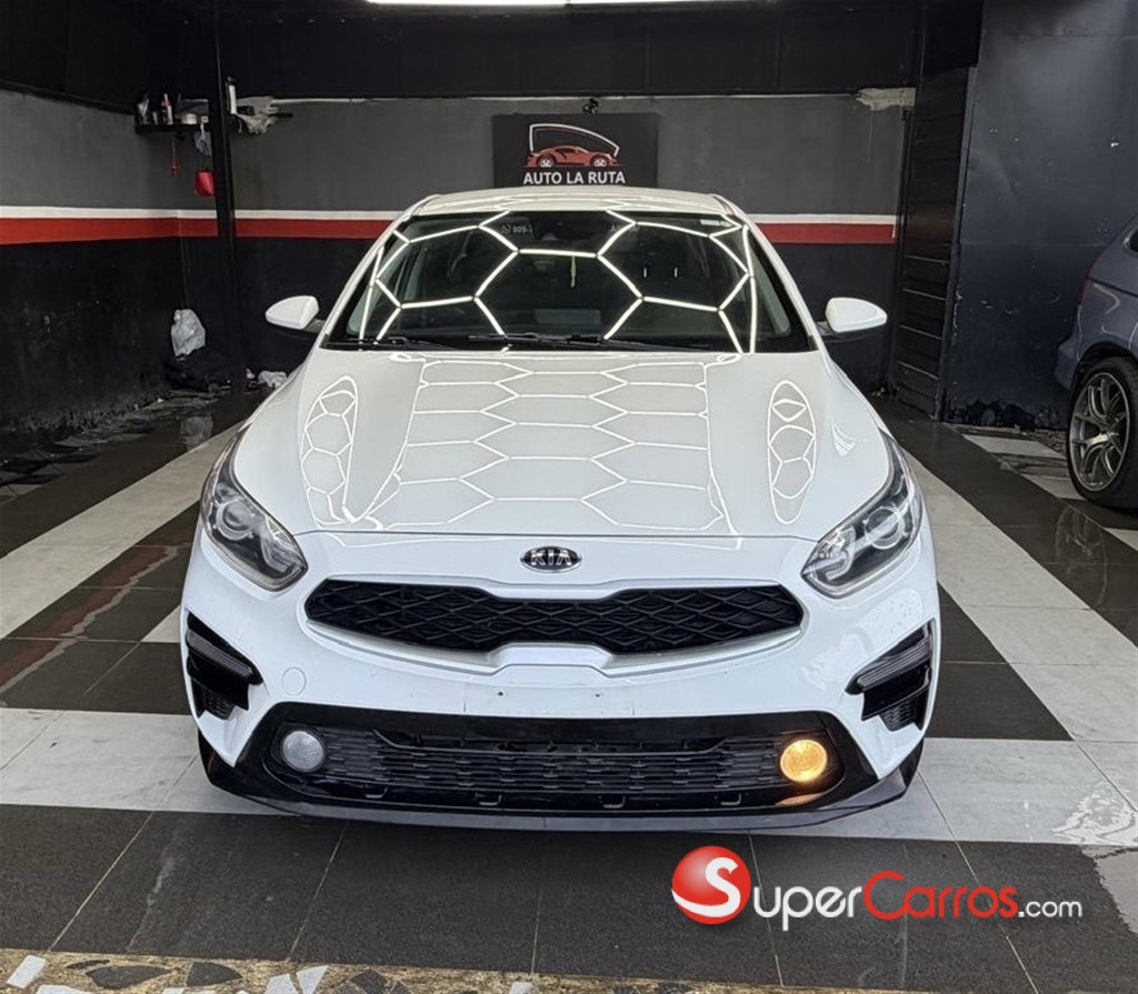 2020 Kia Forte LXS — foto 2 / 12