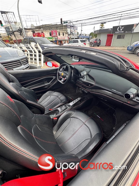 2021 Ferrari F8 Spider — foto 6 / 6