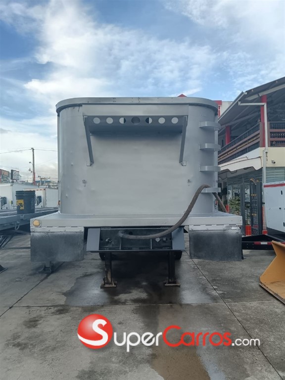 2005 Mack Volqueta STECO