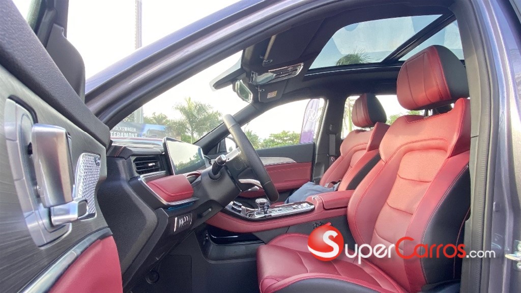2025 Jetour X70 PLUS — foto 7 / 12