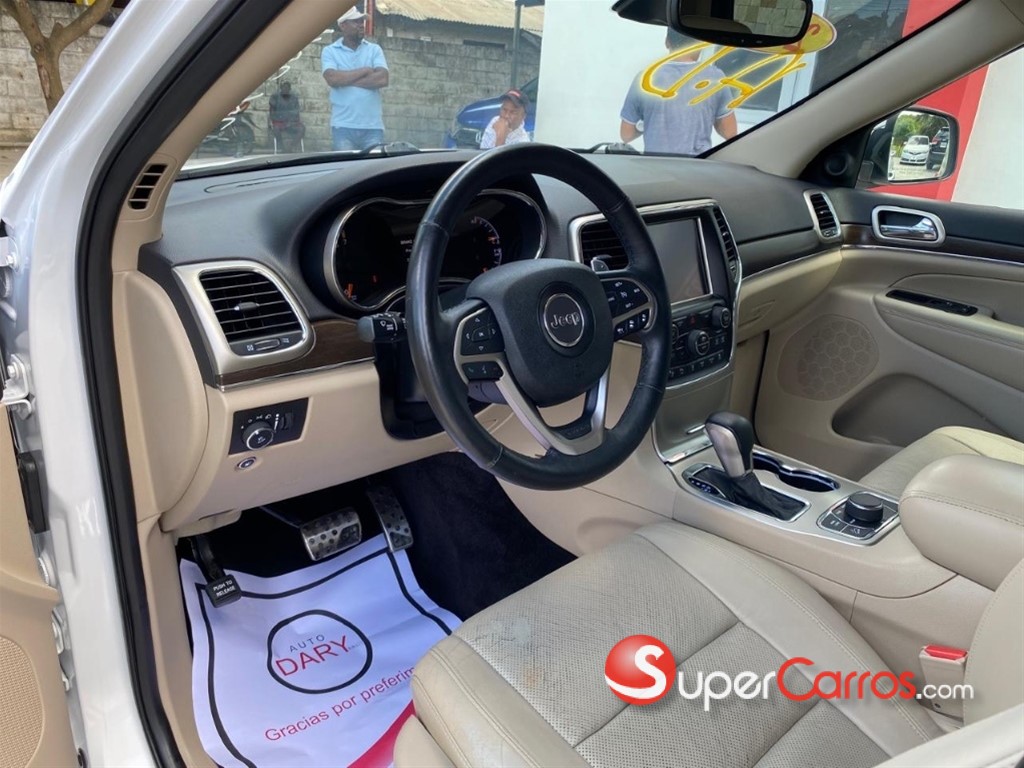 2017 Jeep Grand Cherokee Limited 4x4 — foto 7 / 11