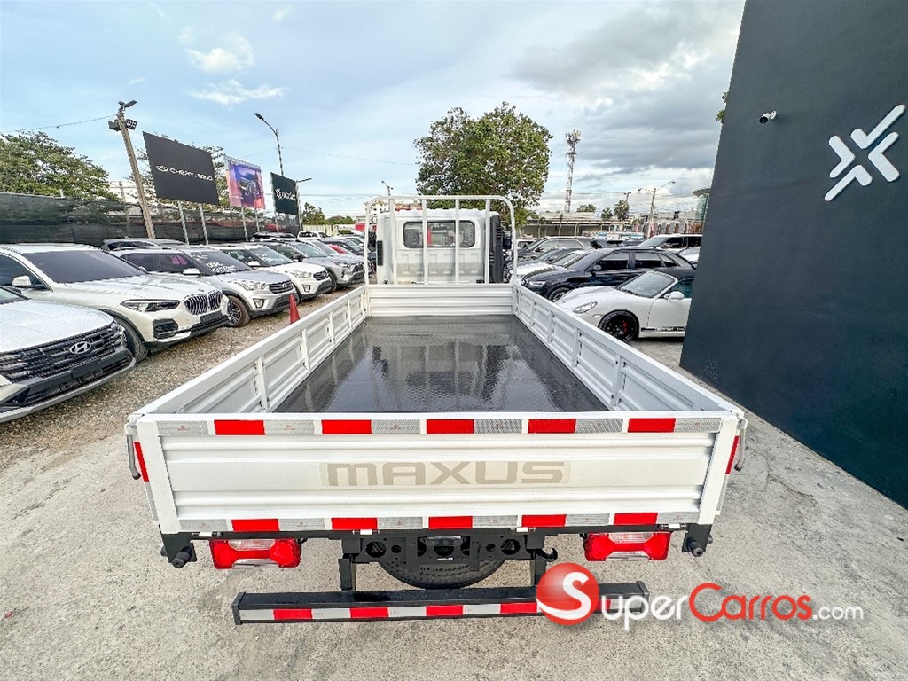 2026 Maxus C100 12 pies — foto 4 / 9