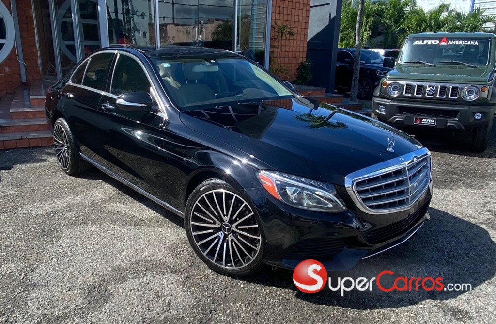 2015 Mercedes-Benz Clase C 300 4 Matic
