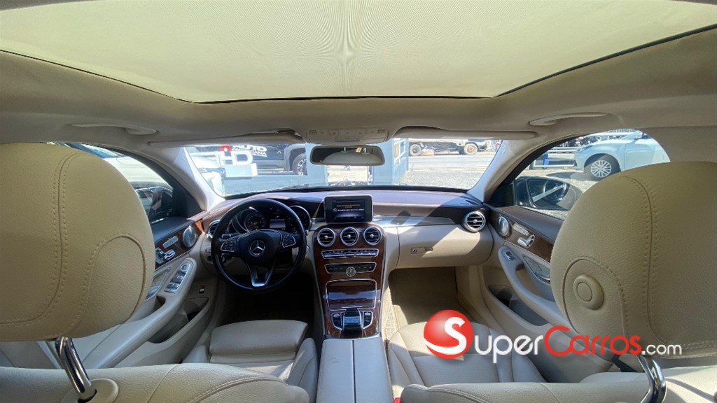 2015 Mercedes-Benz Clase C 300 4 Matic — foto 5 / 5