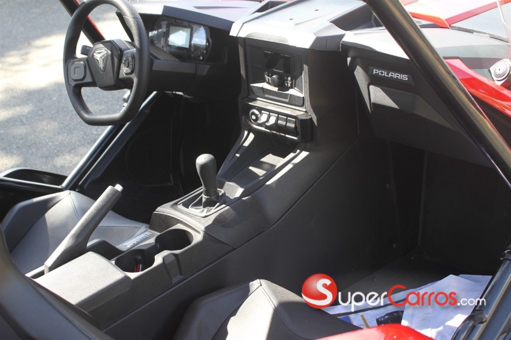 2022 Polaris Slingshot — foto 3 / 9