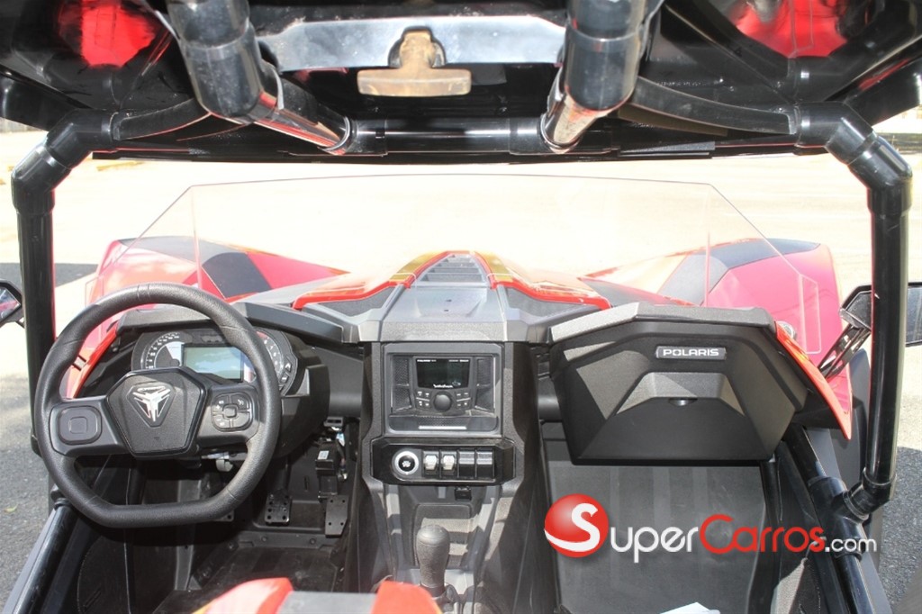 2022 Polaris Slingshot — foto 5 / 9