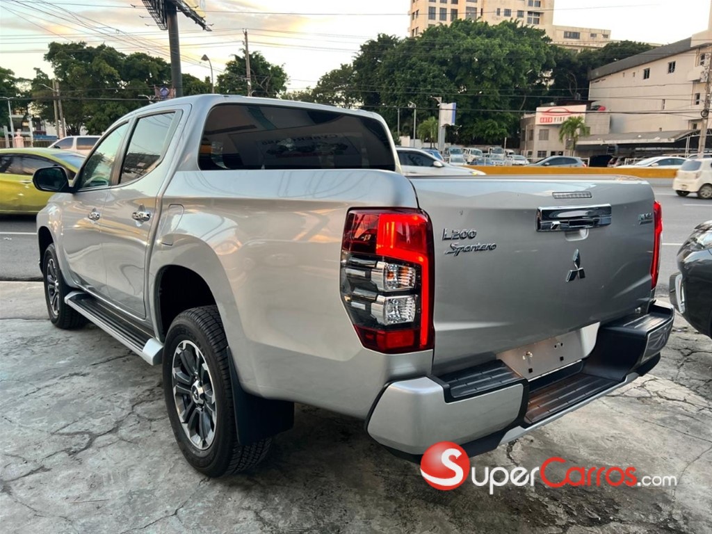 2022 Mitsubishi Motors L 200 Sportero — foto 5 / 10