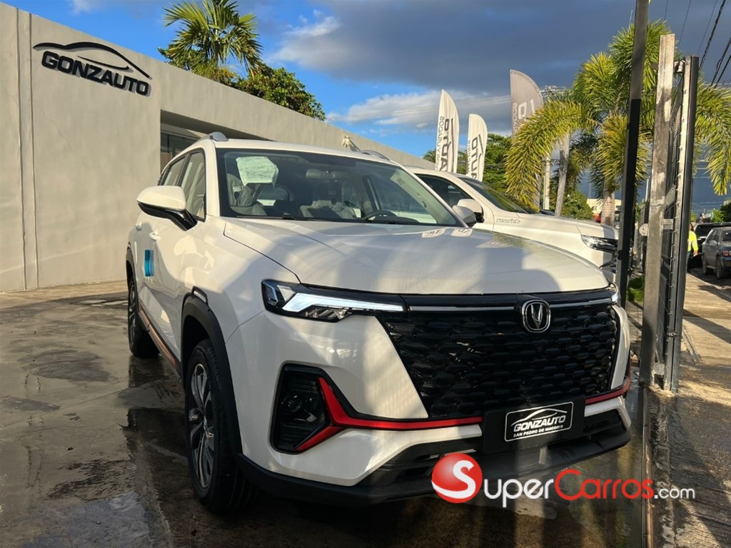 2027 Changan CS 35 — foto 2 / 8