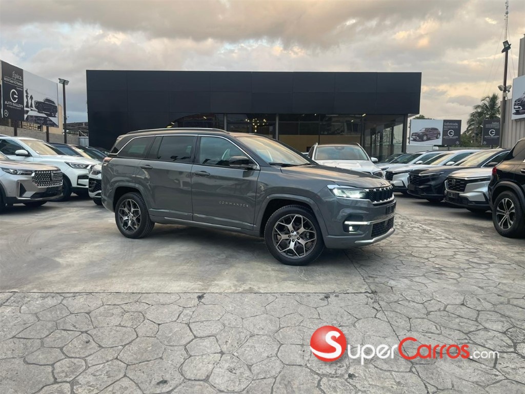 2024 Jeep Commander Overland — foto 2 / 12