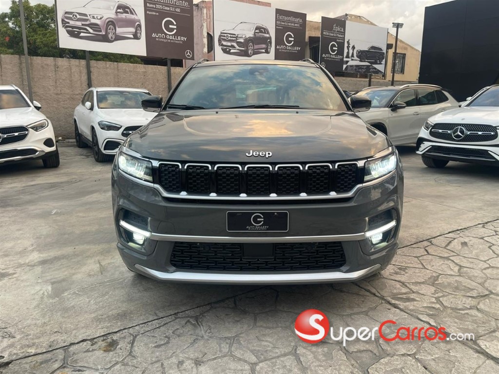 2024 Jeep Commander Overland — foto 3 / 12