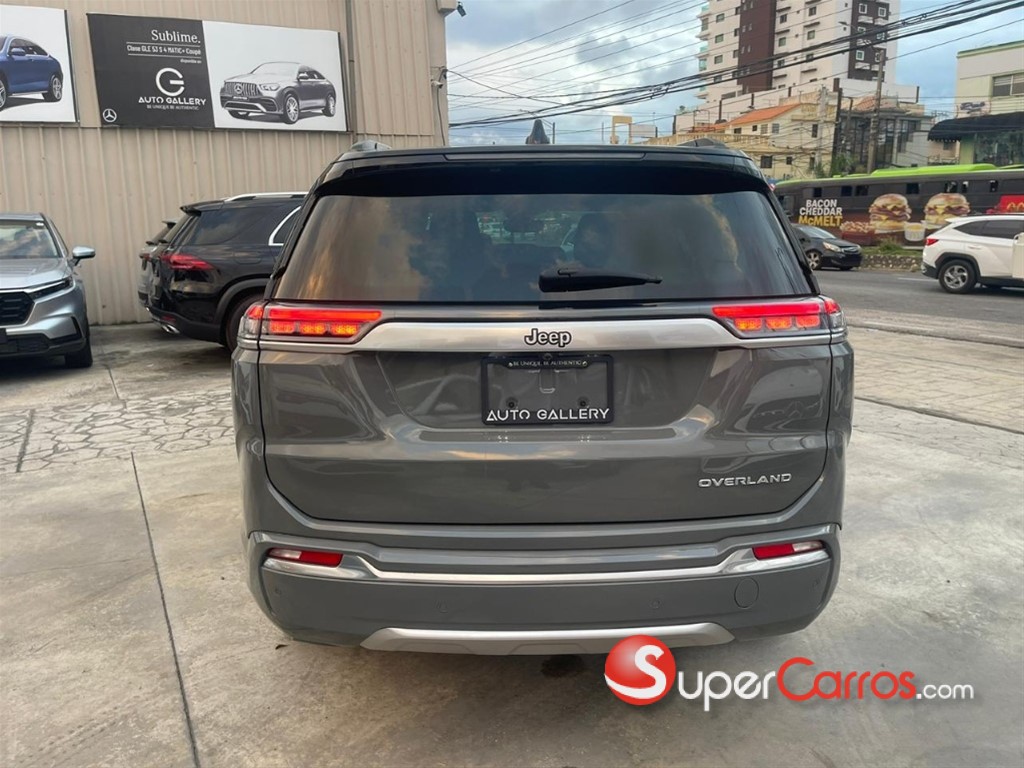 2024 Jeep Commander Overland — foto 6 / 12