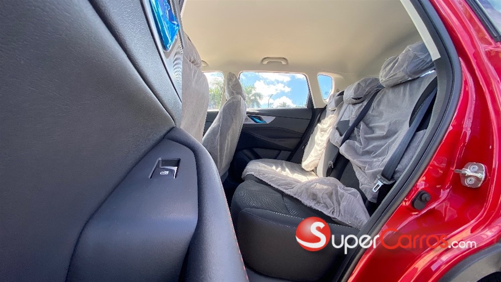 2027 Changan CS 35 — foto 8 / 11
